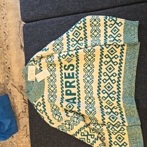 Ski sweater apres ski